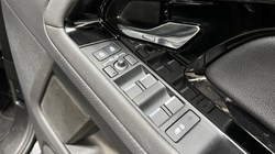 2023 (23) LAND ROVER RANGE ROVER EVOQUE 1.5 P300e Evoque Edition 5dr Auto 5526058