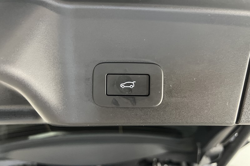 2023 (23) LAND ROVER RANGE ROVER EVOQUE 1.5 P300e Evoque Edition 5dr Auto 5526084