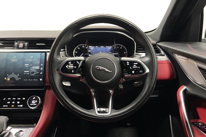 2022 (22) JAGUAR F-PACE 2.0 D200 R-Dynamic S 5dr Auto AWD 5574600