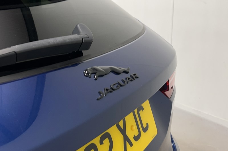 2022 (22) JAGUAR F-PACE 2.0 D200 R-Dynamic S 5dr Auto AWD 5574638