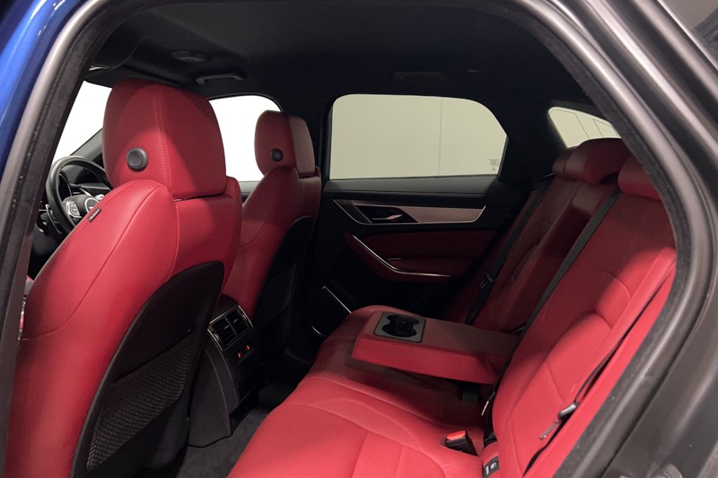 2022 (22) JAGUAR F-PACE 2.0 D200 R-Dynamic S 5dr Auto AWD 5574632