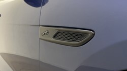 2022 (22) JAGUAR F-PACE 2.0 D200 R-Dynamic S 5dr Auto AWD 5574642