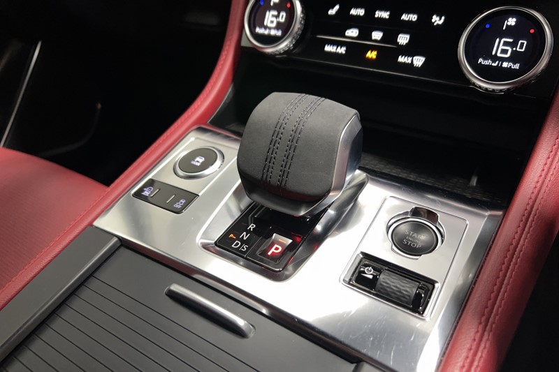 2022 (22) JAGUAR F-PACE 2.0 D200 R-Dynamic S 5dr Auto AWD 5574613