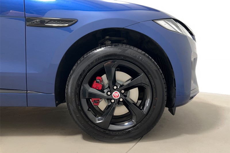 2022 (22) JAGUAR F-PACE 2.0 D200 R-Dynamic S 5dr Auto AWD 5574597