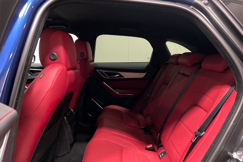2022 (22) JAGUAR F-PACE 2.0 D200 R-Dynamic S 5dr Auto AWD 5574593