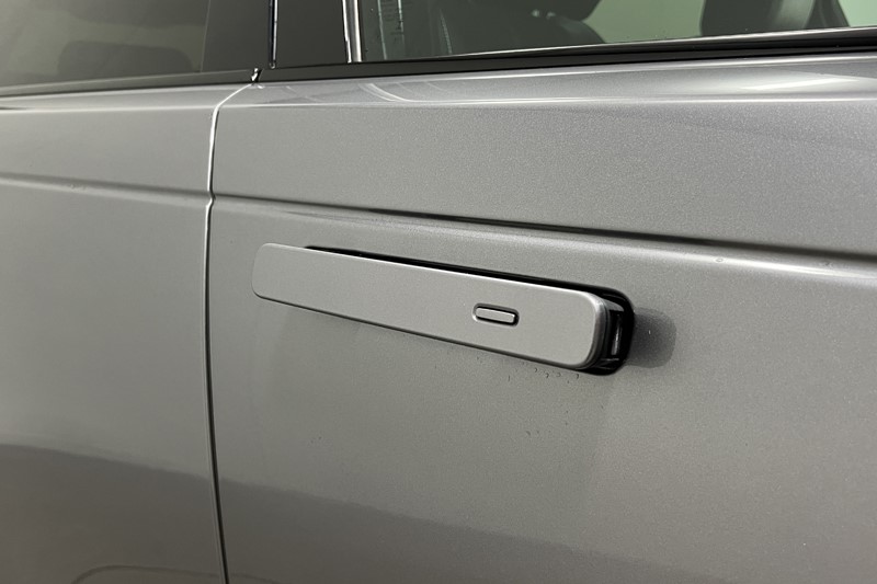 2022 (22) LAND ROVER RANGE ROVER VELAR 2.0 D200 Edition 5dr Auto 5526743