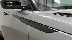 2022 (22) LAND ROVER RANGE ROVER VELAR 2.0 D200 Edition 5dr Auto 5526745