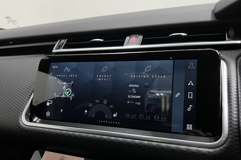 2022 (22) LAND ROVER RANGE ROVER VELAR 2.0 D200 Edition 5dr Auto 5526731
