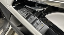 2023 (23) LAND ROVER RANGE ROVER EVOQUE 2.0 P250 R-Dynamic HSE 5dr Auto 5535320