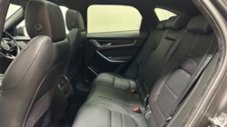 2022 (22) JAGUAR F-PACE 2.0 D200 R-Dynamic Black 5dr Auto AWD 5535488