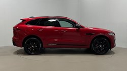 2022 (22) JAGUAR F-PACE 2.0 D200 R-Dynamic Black 5dr Auto AWD 5535489