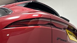 2022 (22) JAGUAR F-PACE 2.0 D200 R-Dynamic Black 5dr Auto AWD 5535529