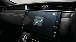 2022 (22) JAGUAR F-PACE 2.0 D200 R-Dynamic Black 5dr Auto AWD 5535518
