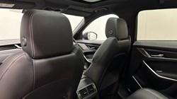 2022 (22) JAGUAR F-PACE 2.0 D200 R-Dynamic Black 5dr Auto AWD 5535521