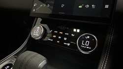 2022 (22) JAGUAR F-PACE 2.0 D200 R-Dynamic Black 5dr Auto AWD 5535511