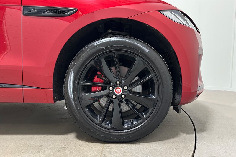 2022 (22) JAGUAR F-PACE 2.0 D200 R-Dynamic Black 5dr Auto AWD 5535492
