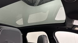 2022 (22) JAGUAR F-PACE 2.0 D200 R-Dynamic Black 5dr Auto AWD 5535506