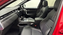 2022 (22) JAGUAR F-PACE 2.0 D200 R-Dynamic Black 5dr Auto AWD 5535487