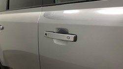 2024 (24) LAND ROVER COMMERCIAL DEFENDER 3.0 D300 Hard Top X-Dynamic HSE Auto 5524362