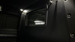 2024 (24) LAND ROVER COMMERCIAL DEFENDER 3.0 D300 Hard Top X-Dynamic HSE Auto 5524327