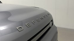 2024 (24) LAND ROVER COMMERCIAL DEFENDER 3.0 D300 Hard Top X-Dynamic HSE Auto 5524366