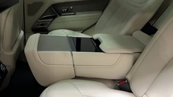 2023 (23) LAND ROVER RANGE ROVER 3.0 D350 First Edition 4dr Auto 5531319