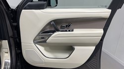 2023 (23) LAND ROVER RANGE ROVER 3.0 D350 First Edition 4dr Auto 5531282