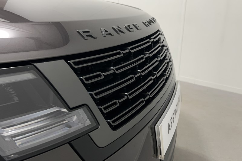 2023 (23) LAND ROVER RANGE ROVER 3.0 D350 First Edition 4dr Auto 5531340