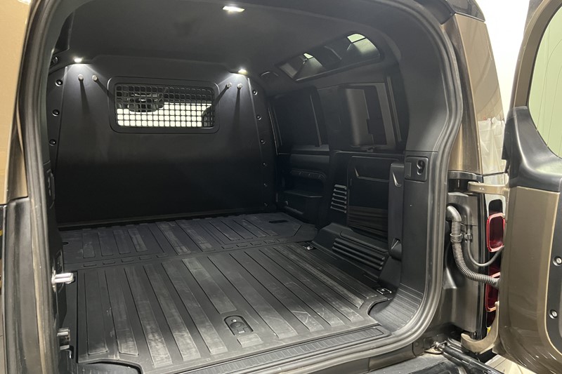 2025 (25) LAND ROVER COMMERCIAL DEFENDER 3.0 D350 Hard Top X-Dynamic HSE Auto 5550750