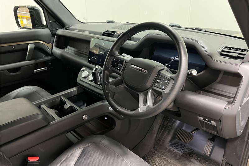 2025 (25) LAND ROVER COMMERCIAL DEFENDER 3.0 D350 Hard Top X-Dynamic HSE Auto 5550713