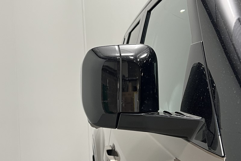 2025 (25) LAND ROVER COMMERCIAL DEFENDER 3.0 D350 Hard Top X-Dynamic HSE Auto 5550756
