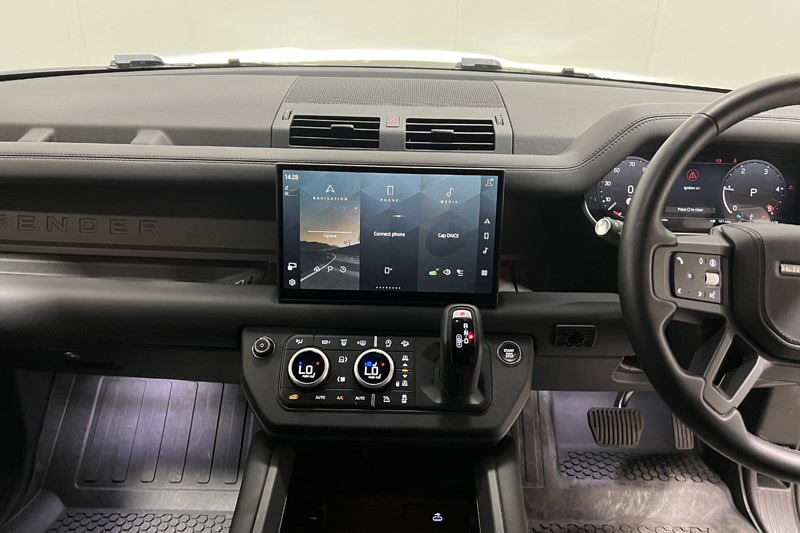 2025 (25) LAND ROVER COMMERCIAL DEFENDER 3.0 D350 Hard Top X-Dynamic HSE Auto 5550720