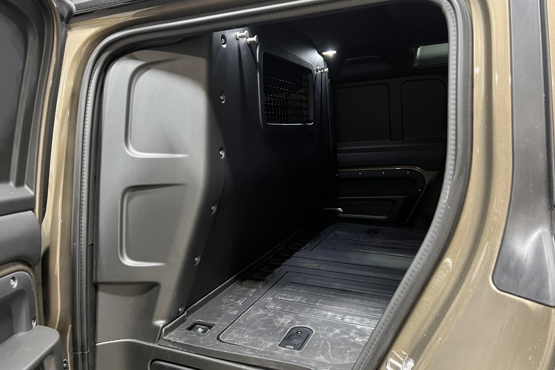 2025 (25) LAND ROVER COMMERCIAL DEFENDER 3.0 D350 Hard Top X-Dynamic HSE Auto 5550715