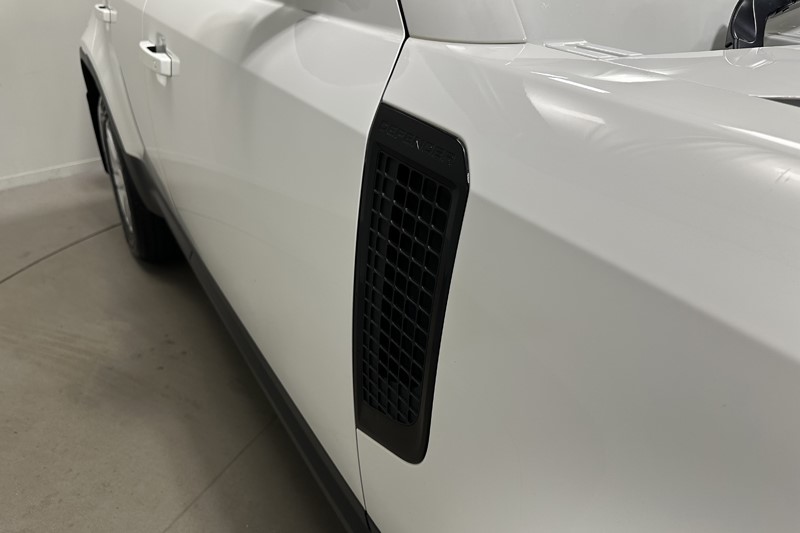 2023 (73) LAND ROVER COMMERCIAL DEFENDER 3.0 D250 Hard Top SE Auto [3 Seat] 5582922