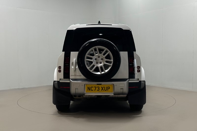 2023 (73) LAND ROVER COMMERCIAL DEFENDER 3.0 D250 Hard Top SE Auto [3 Seat] 5582882