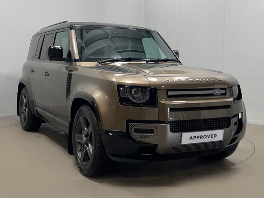 2024 (74) LAND ROVER DEFENDER 3.0 D250 X-Dynamic SE 110 5dr Auto