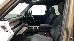 2024 (74) LAND ROVER DEFENDER 3.0 D250 X-Dynamic SE 110 5dr Auto 5526158
