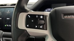 2024 (74) LAND ROVER DEFENDER 3.0 D250 X-Dynamic SE 110 5dr Auto 5526178