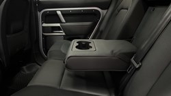 2022 (72) LAND ROVER DEFENDER 3.0 D300 X-Dynamic HSE 110 5dr Auto 5581211