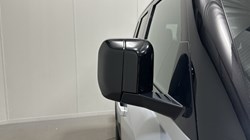 2022 (72) LAND ROVER DEFENDER 3.0 D300 X-Dynamic HSE 110 5dr Auto 5581220