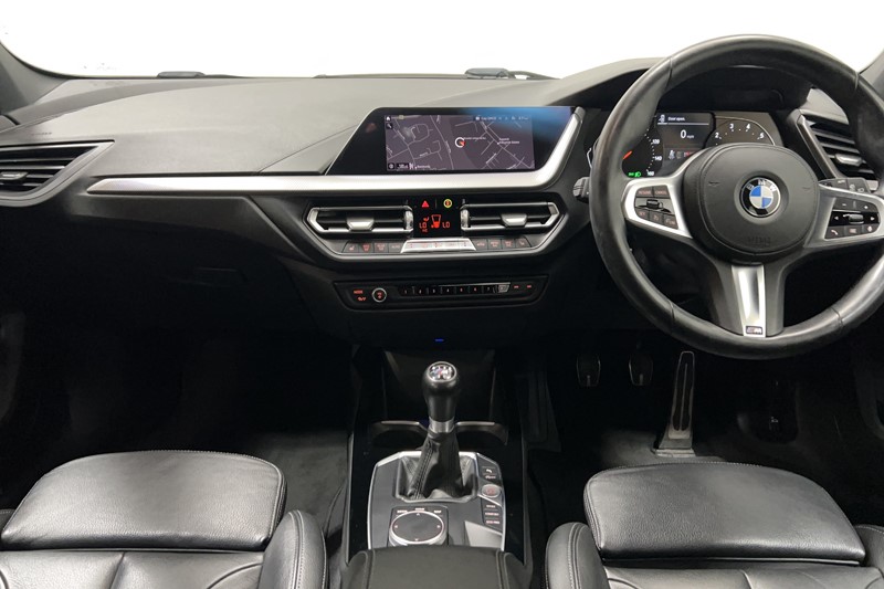 2020 (20) BMW 1 SERIES 118i M Sport 5dr 5531658