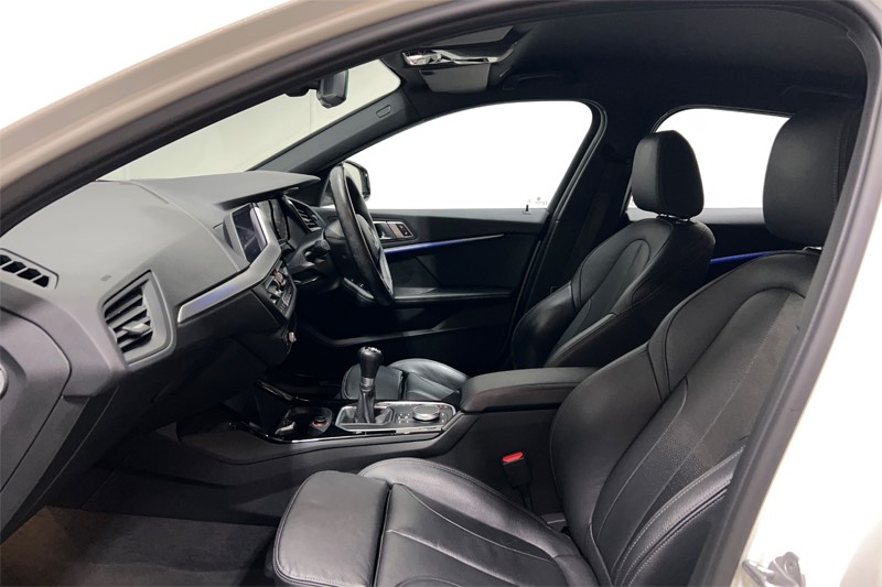 2020 (20) BMW 1 SERIES 118i M Sport 5dr 5531651
