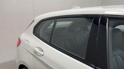 2020 (20) BMW 1 SERIES 118i M Sport 5dr 5531697