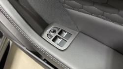 2022 (72) JAGUAR F-TYPE 5.0 P450 S/C V8 R-Dynamic Black 2dr Auto AWD 5536257
