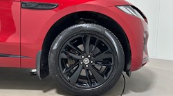 2024 (24) JAGUAR F-PACE 2.0 D200 R-Dynamic SE Black 5dr Auto AWD 5535932