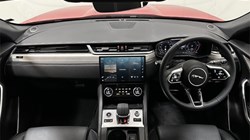 2024 (24) JAGUAR F-PACE 2.0 D200 R-Dynamic SE Black 5dr Auto AWD 5535933