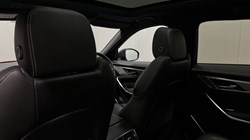 2024 (24) JAGUAR F-PACE 2.0 D200 R-Dynamic SE Black 5dr Auto AWD 5535960