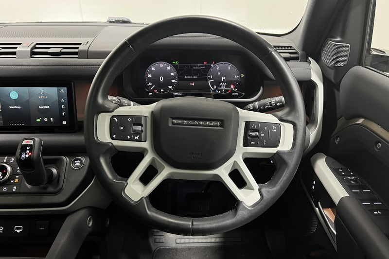 2023 (23) LAND ROVER DEFENDER 3.0 D250 X-Dynamic SE 110 5dr Auto [7 Seat] 5559615