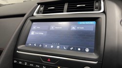 2020 (70) JAGUAR E-PACE 2.0d Chequered Flag Edition 5dr Auto 5566196
