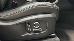 2022 (71) JAGUAR F-PACE 2.0 D200 R-Dynamic S 5dr Auto AWD 5581007